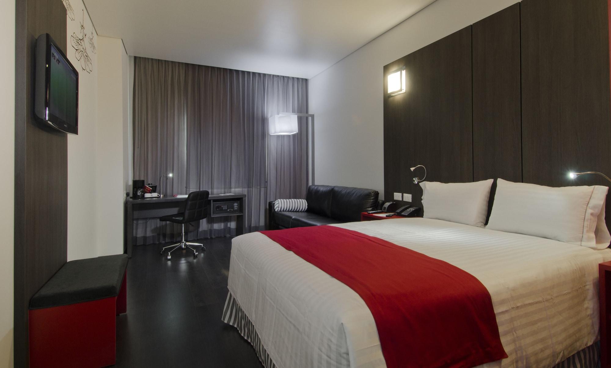 Ramada Encore By Wyndham Guadalajara Sur Palomar Ngoại thất bức ảnh
