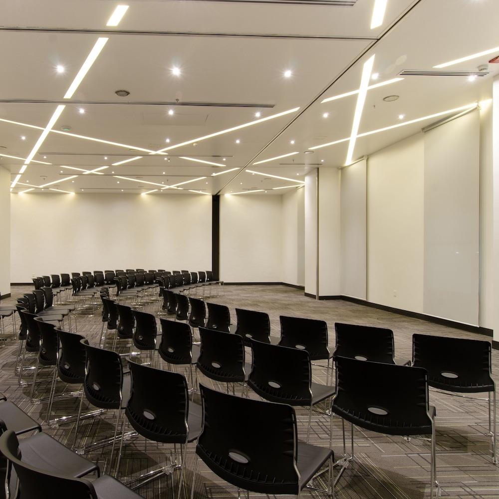 Ramada Encore By Wyndham Guadalajara Sur Palomar Ngoại thất bức ảnh