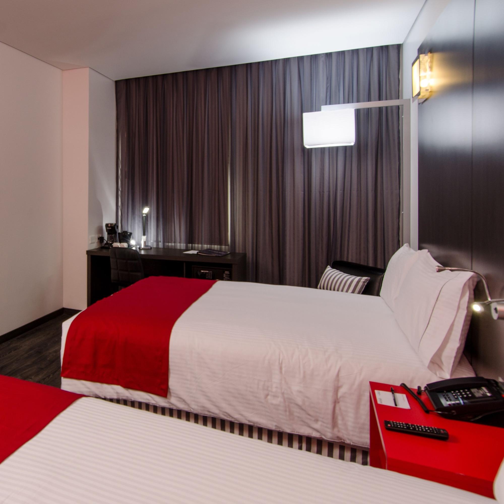 Ramada Encore By Wyndham Guadalajara Sur Palomar Ngoại thất bức ảnh