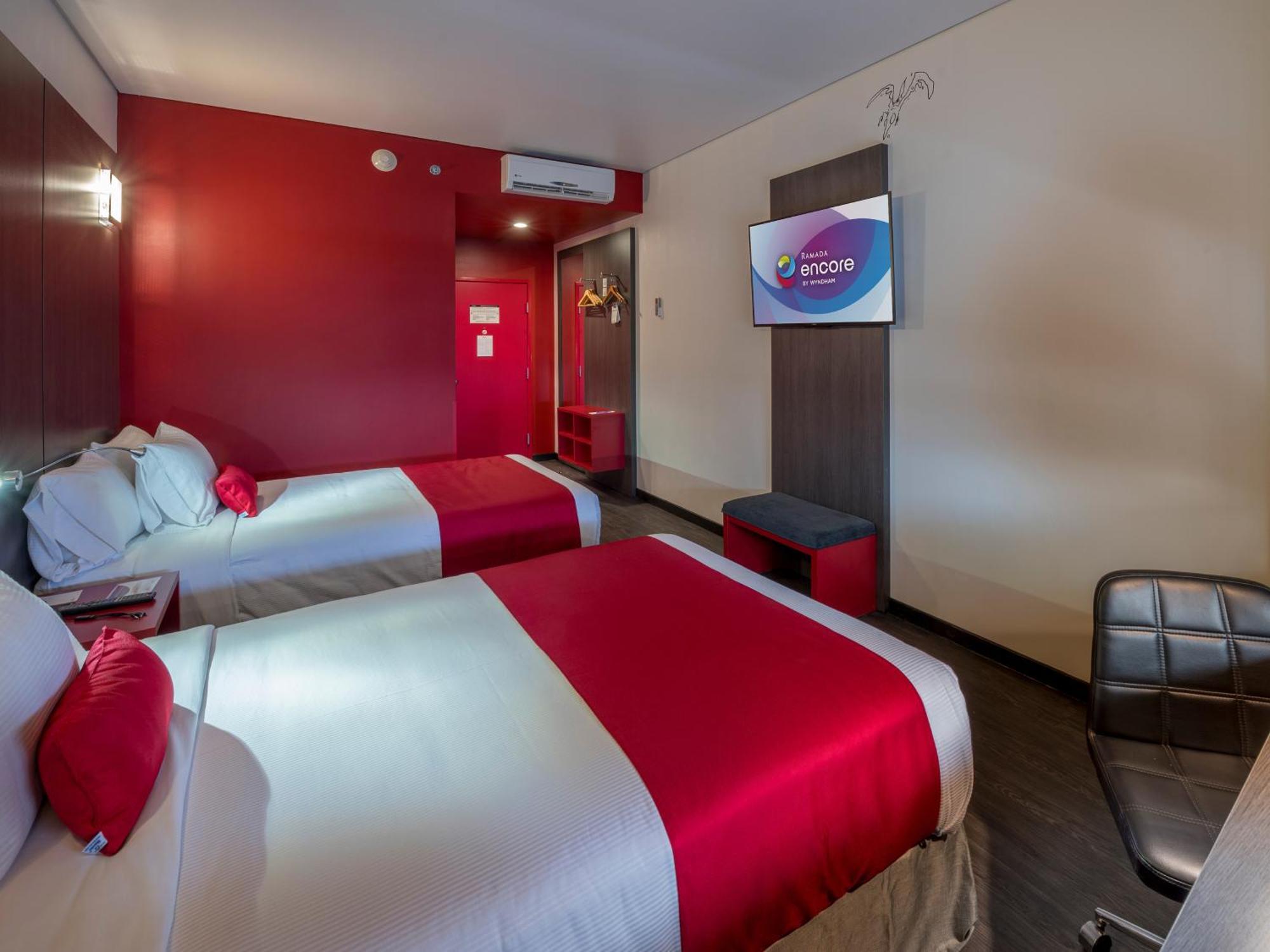 Ramada Encore By Wyndham Guadalajara Sur Palomar Ngoại thất bức ảnh