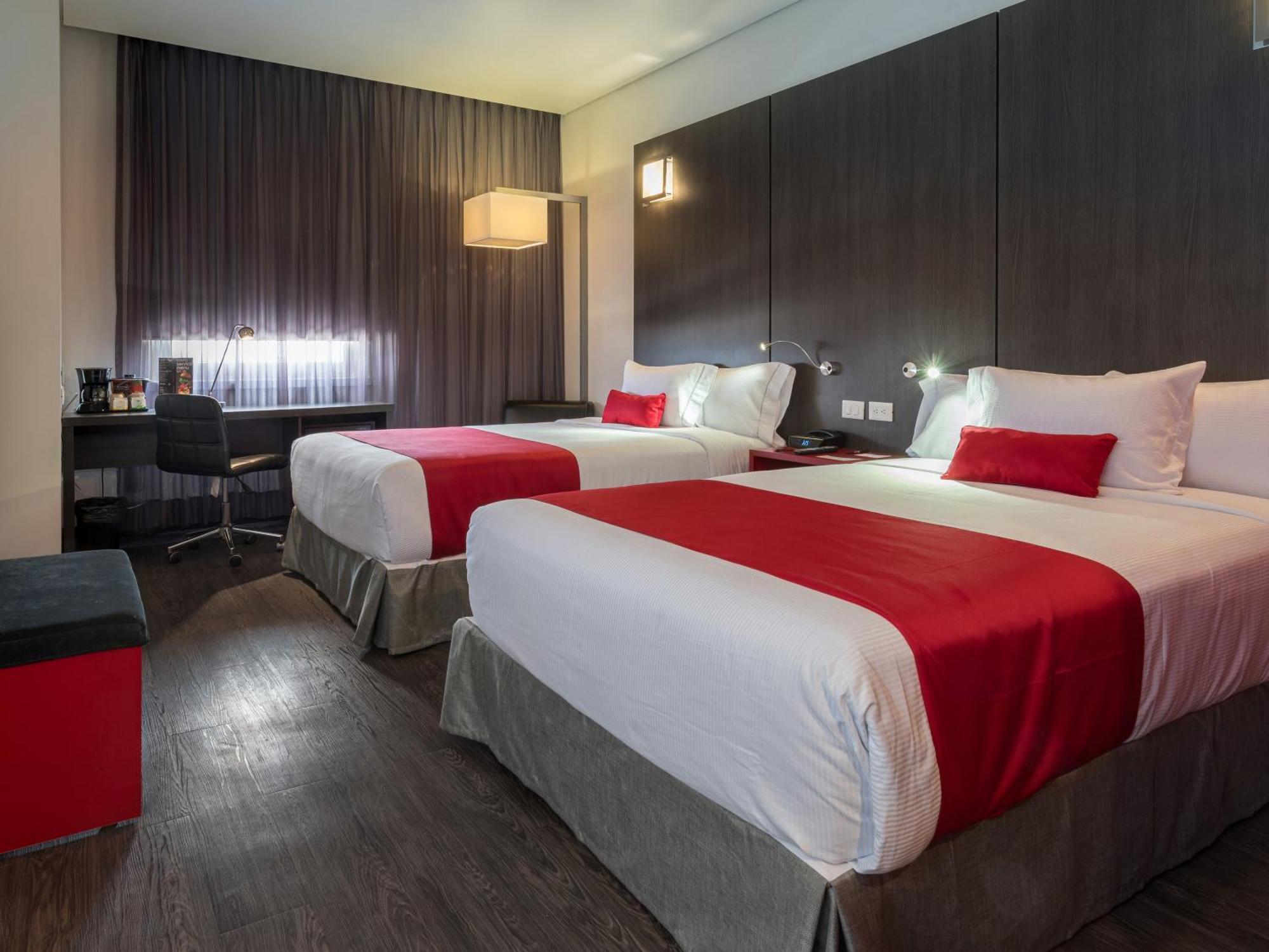 Ramada Encore By Wyndham Guadalajara Sur Palomar Ngoại thất bức ảnh