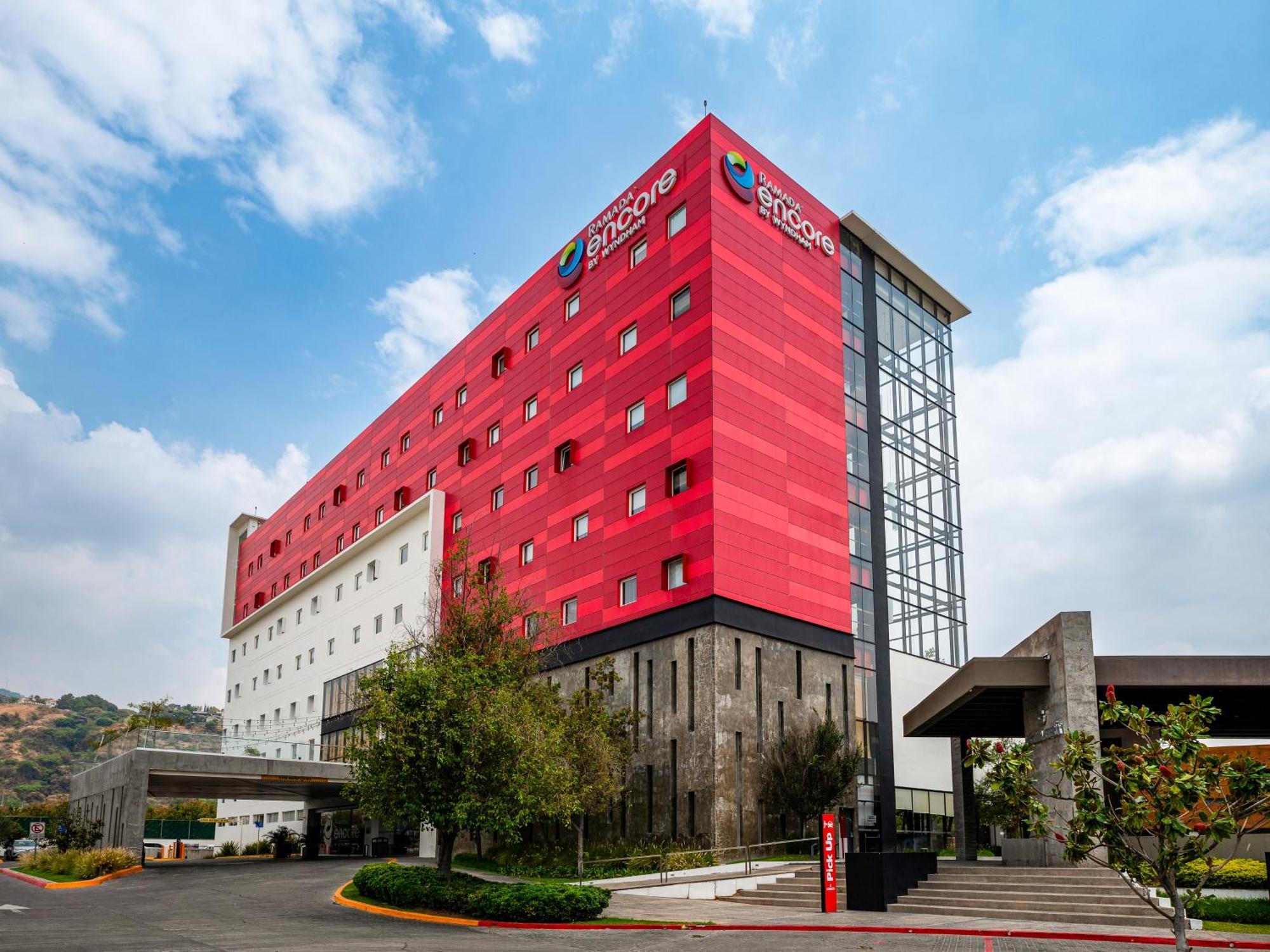 Ramada Encore By Wyndham Guadalajara Sur Palomar Ngoại thất bức ảnh